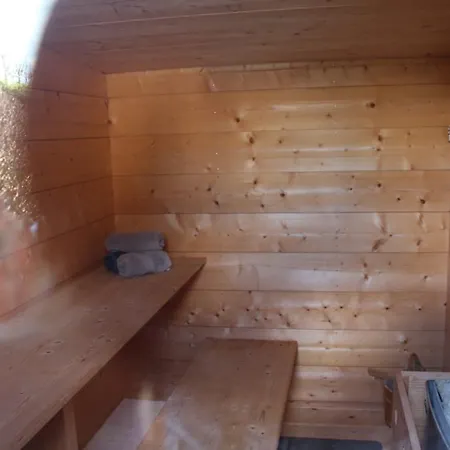 Semesterbostad Gites La Conterie